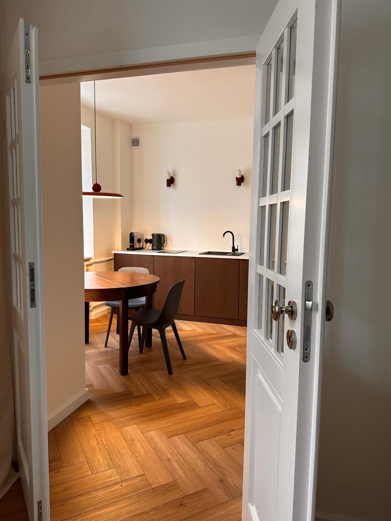 Przy Lazienkach Krolewskich Warszawa